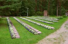 Längelmäen kirkko, hautausmaa