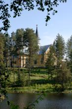 Petäjäveden kirkko, ulkokuva