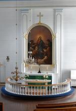 Ristiinan kirkko, alttari