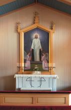 Tuupovaaran kirkko, alttari